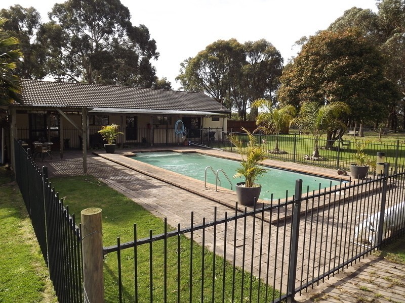 7 Frys Track, Newborough VIC 3825