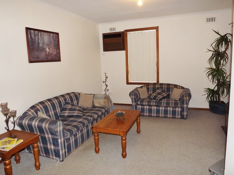 23 Alexander Avenue, Moe VIC 3825