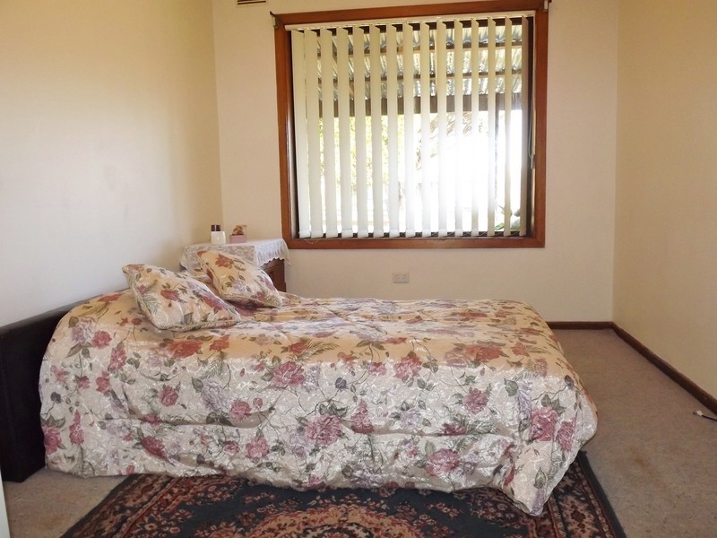 23 Alexander Avenue, Moe VIC 3825