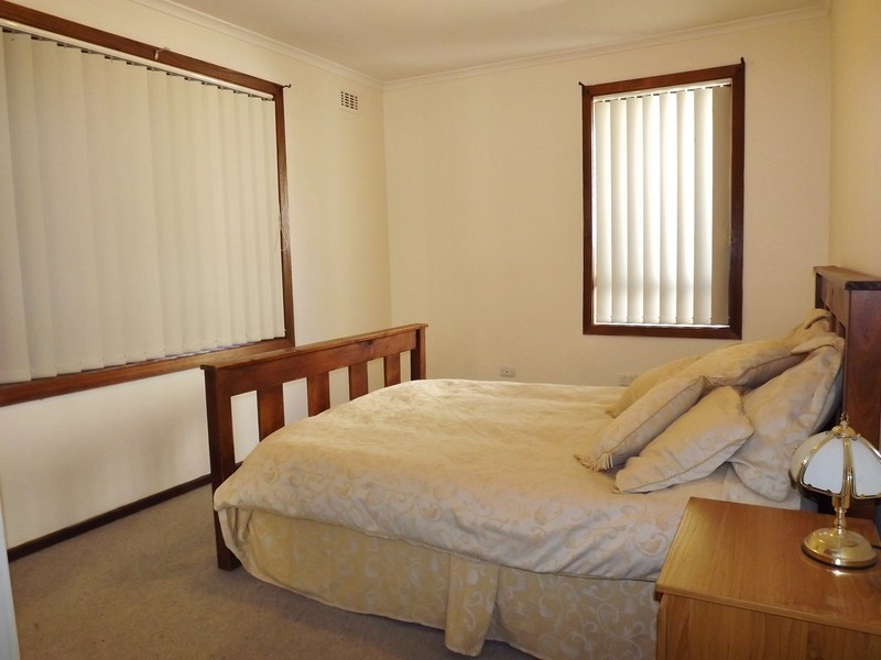 23 Alexander Avenue, Moe VIC 3825