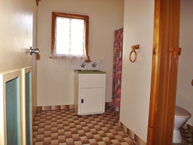 33 Leith Street, Newborough VIC 3825