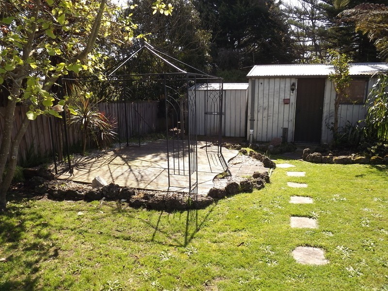 33 Leith Street, Newborough VIC 3825