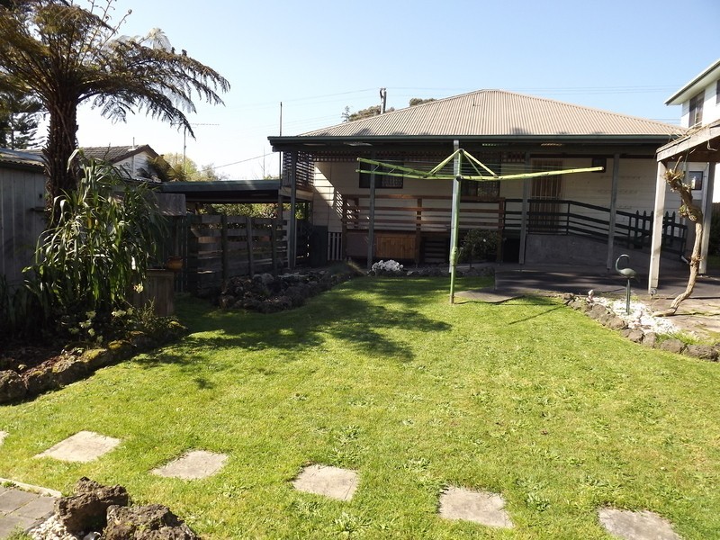 33 Leith Street, Newborough VIC 3825