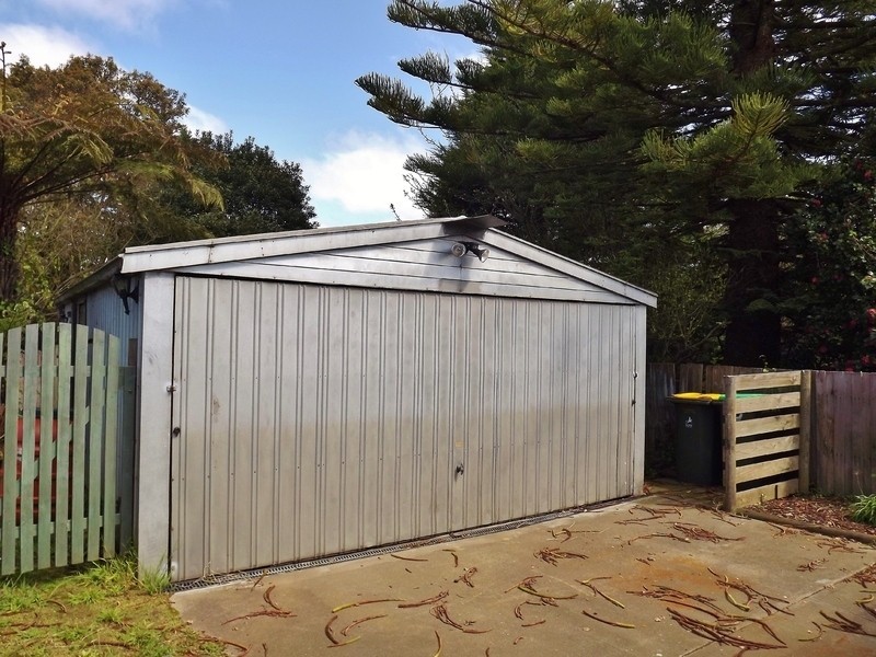 33 Leith Street, Newborough VIC 3825