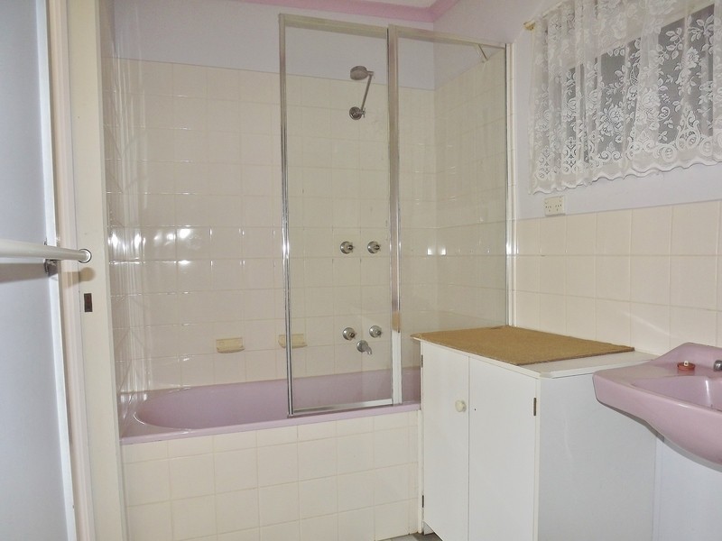 2a Vale Street, Moe VIC 3825