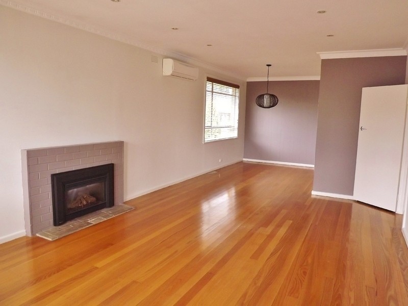 28 Old Sale Road, Moe VIC 3825