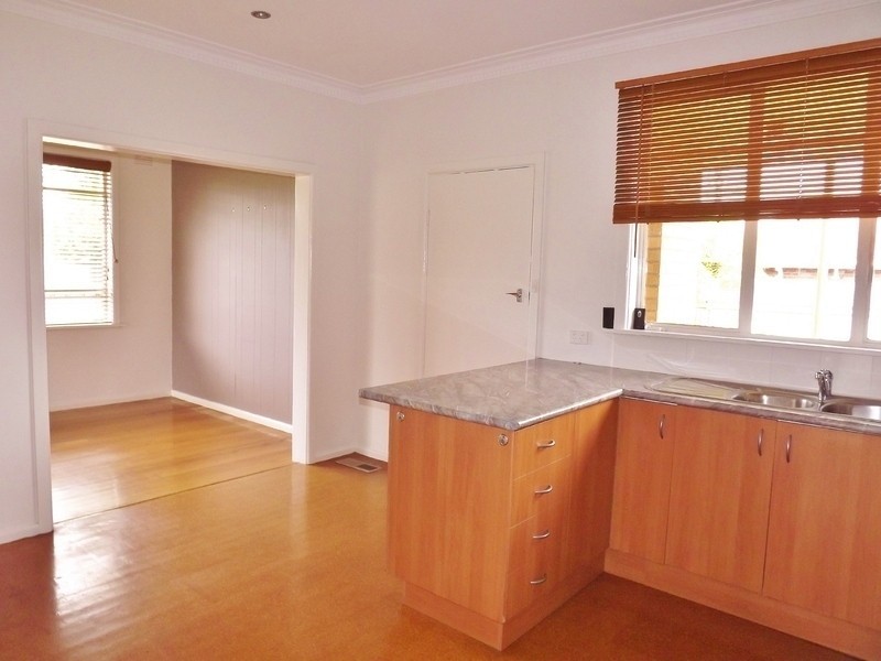 28 Old Sale Road, Moe VIC 3825