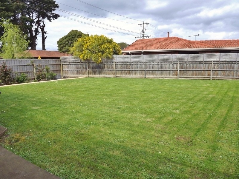 28 Old Sale Road, Moe VIC 3825