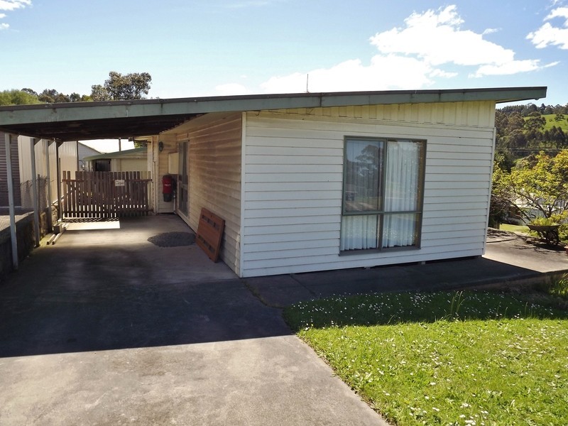 13 Roxburgh Road, Yallourn North VIC 3825