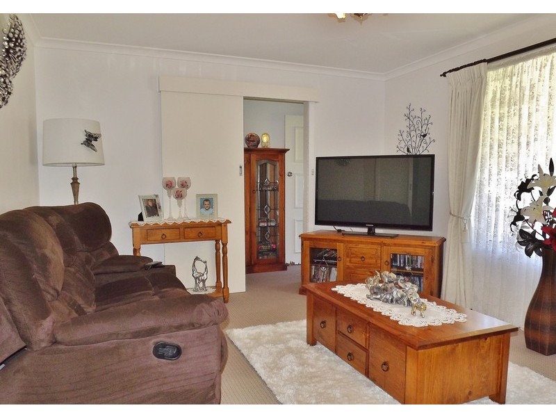 36 Thompsons Road, Newborough VIC 3825