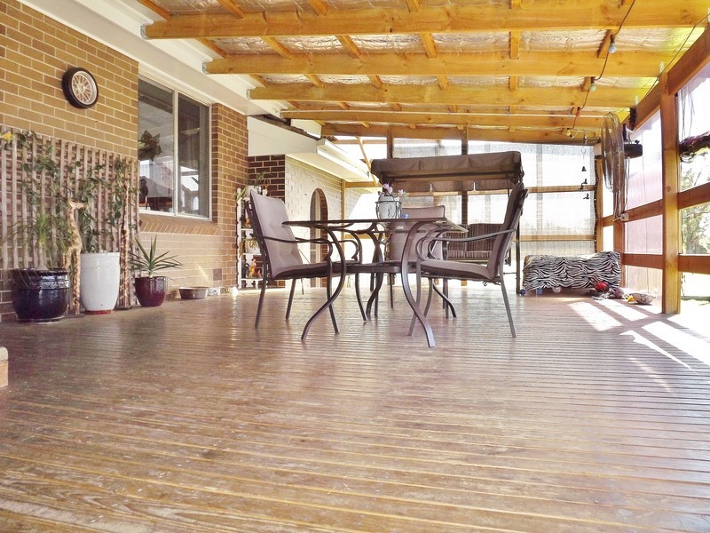 36 Thompsons Road, Newborough VIC 3825