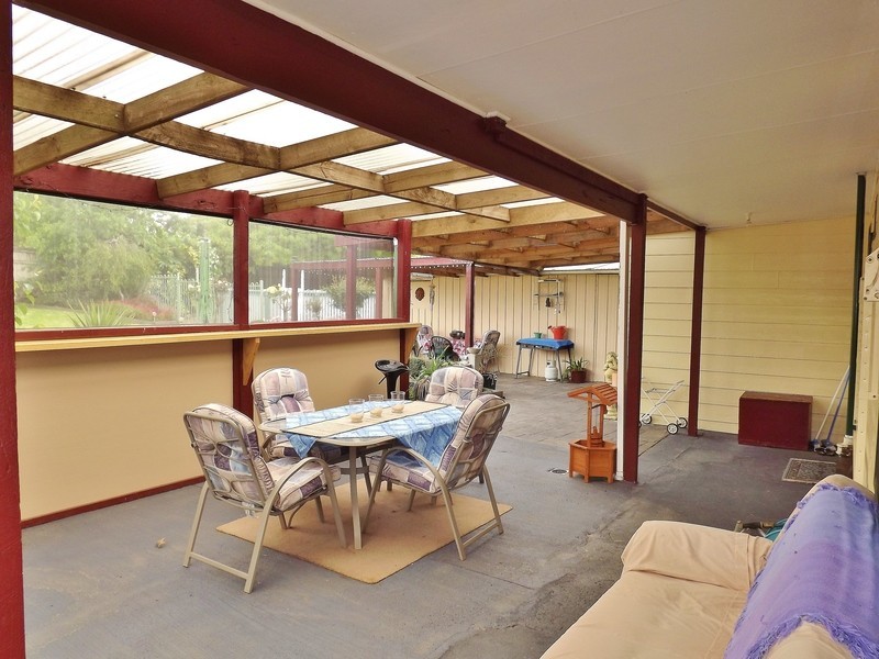 48 Eastern Avenue, Newborough VIC 3825