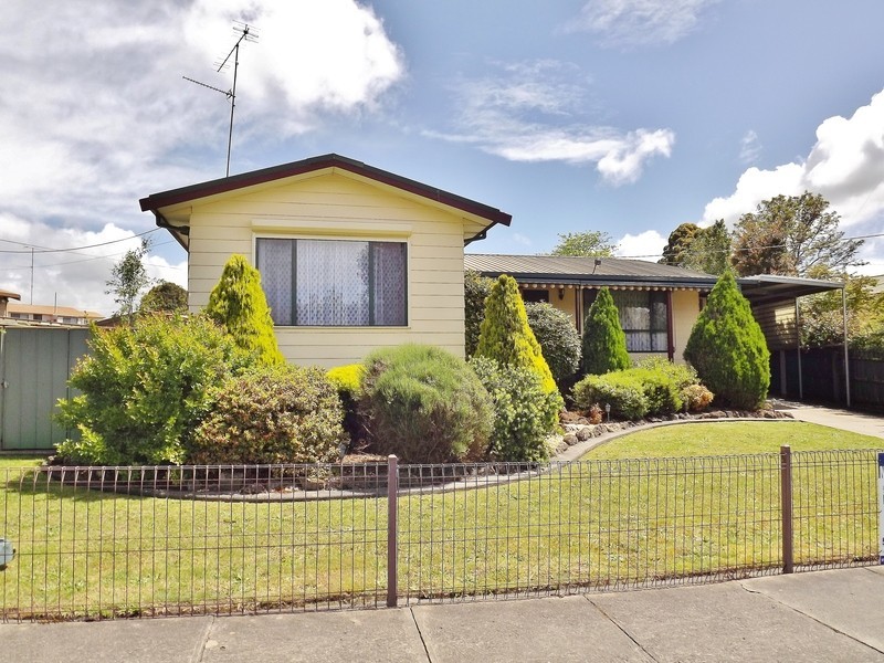 48 Eastern Avenue, Newborough VIC 3825