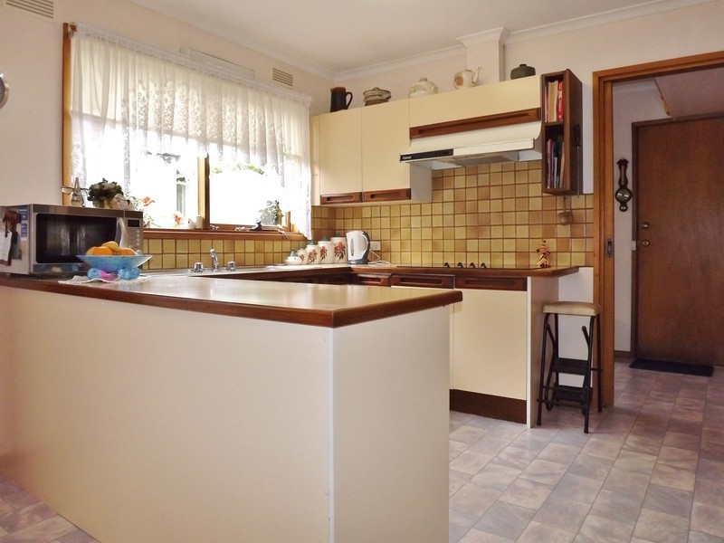 9 Cobb Court, Moe VIC 3825