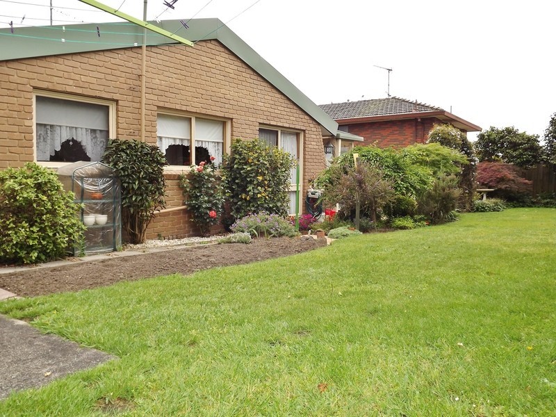 9 Cobb Court, Moe VIC 3825