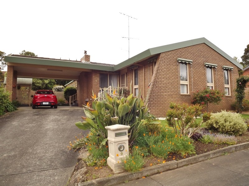 9 Cobb Court, Moe VIC 3825
