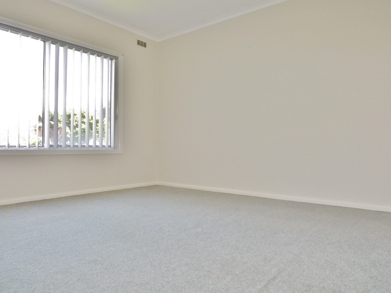 1/4 York Street, Moe VIC 3825