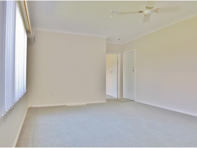 1/4 York Street, Moe VIC 3825