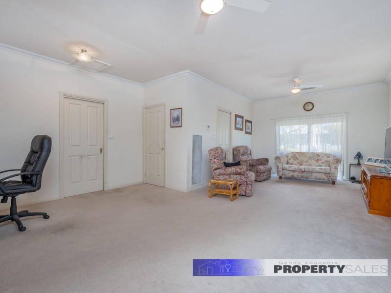 9 Bruce Street, Moe VIC 3825