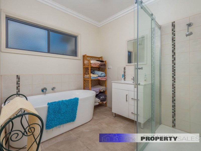 9 Bruce Street, Moe VIC 3825