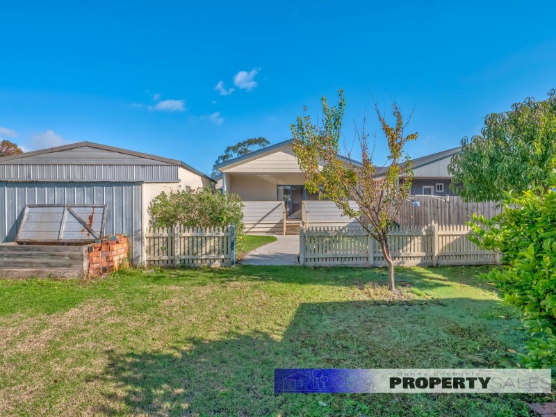9 Bruce Street, Moe VIC 3825