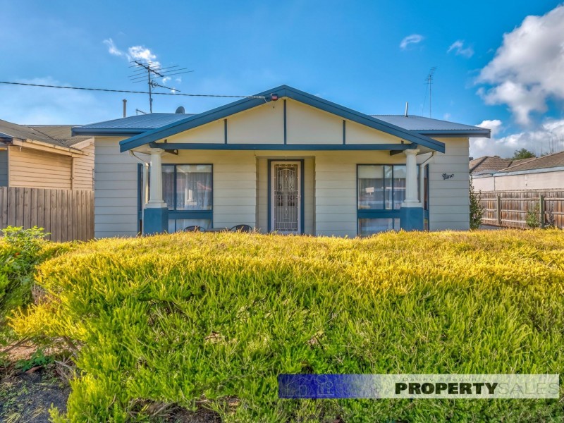 9 Bruce Street, Moe VIC 3825