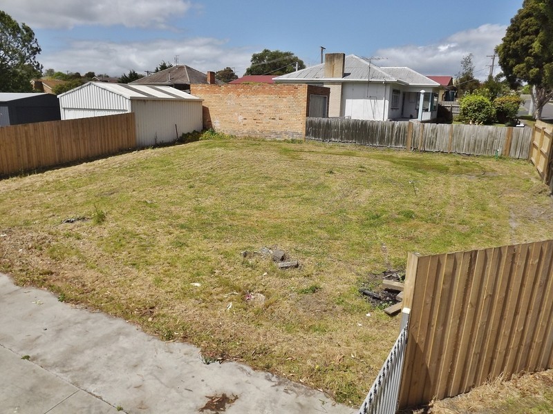 17 Paisley Street, Newborough VIC 3825