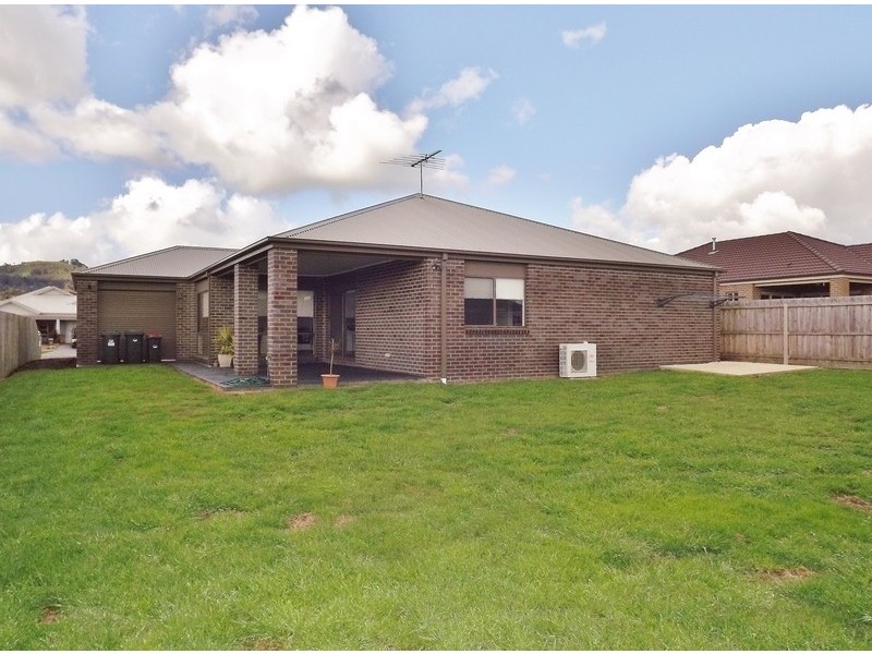 29 Davey Drive, Trafalgar VIC 3824