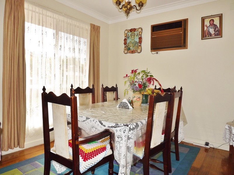 31 Brock Street, Moe VIC 3825