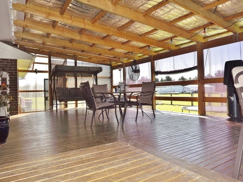 36 Thompsons Road, Newborough VIC 3825