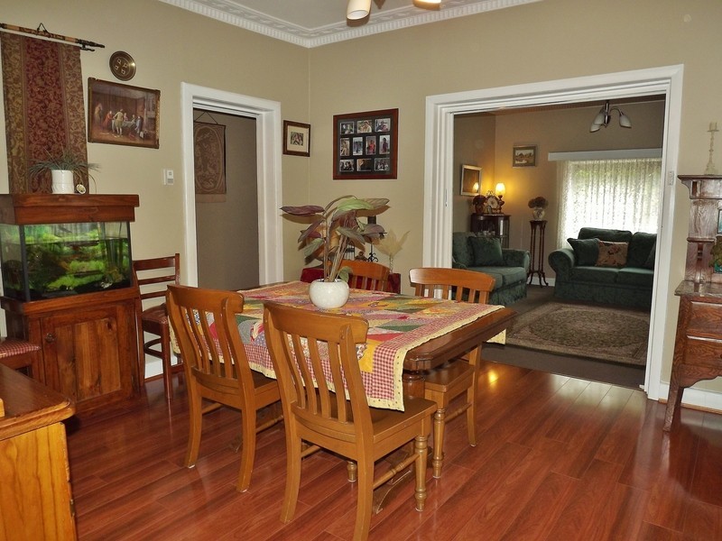 8 Coalville Road, Moe VIC 3825