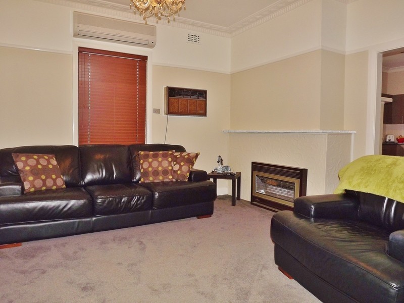 32 Cross Street, Newborough VIC 3825