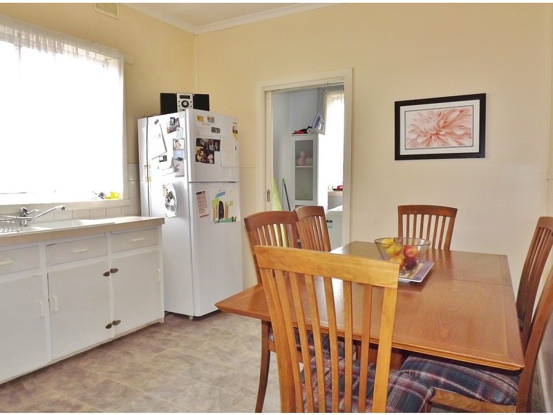 9 Rubery Street, Moe VIC 3825