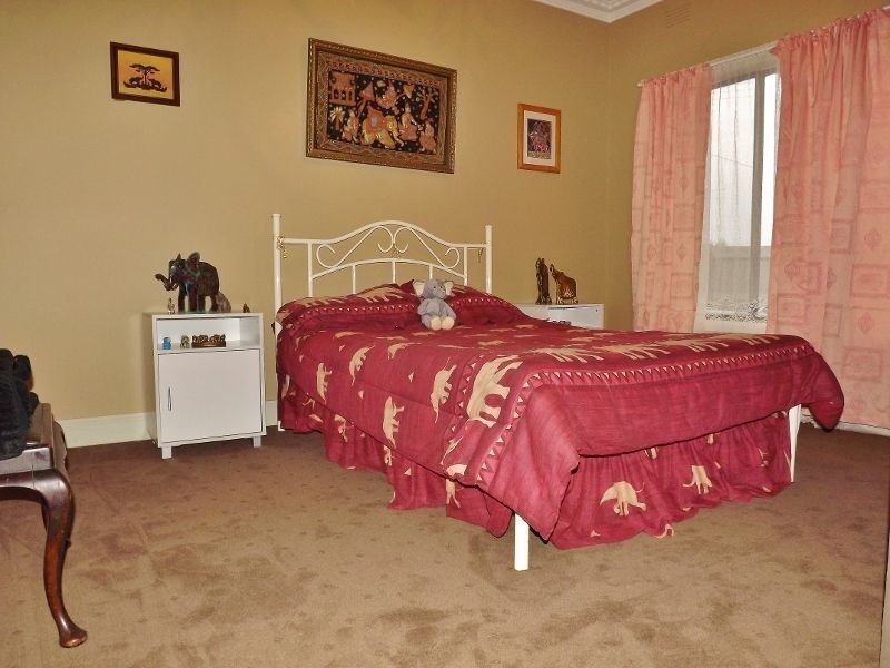 1A Austin Avenue, Moe VIC 3825