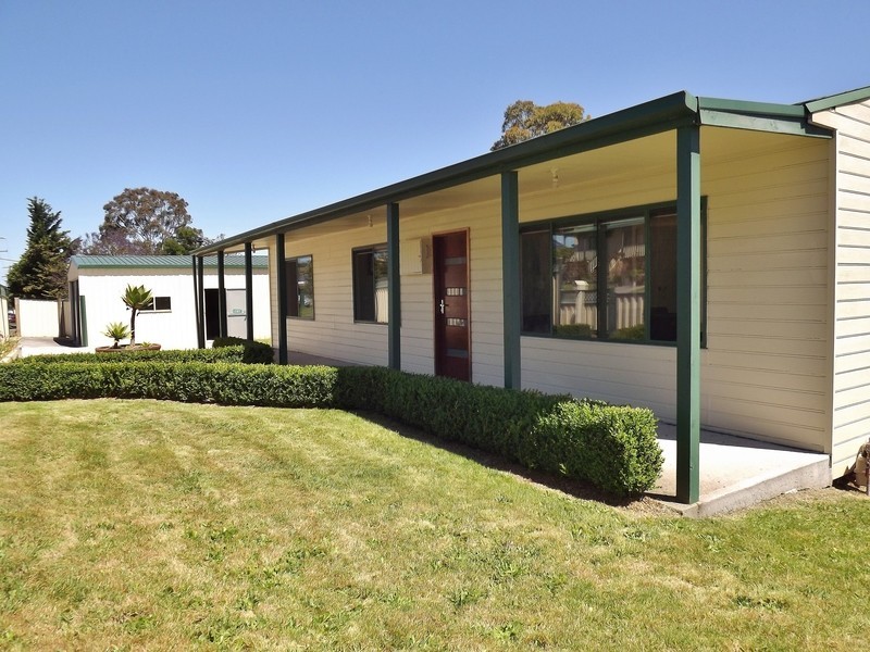 26 Mann Street, Moe VIC 3825