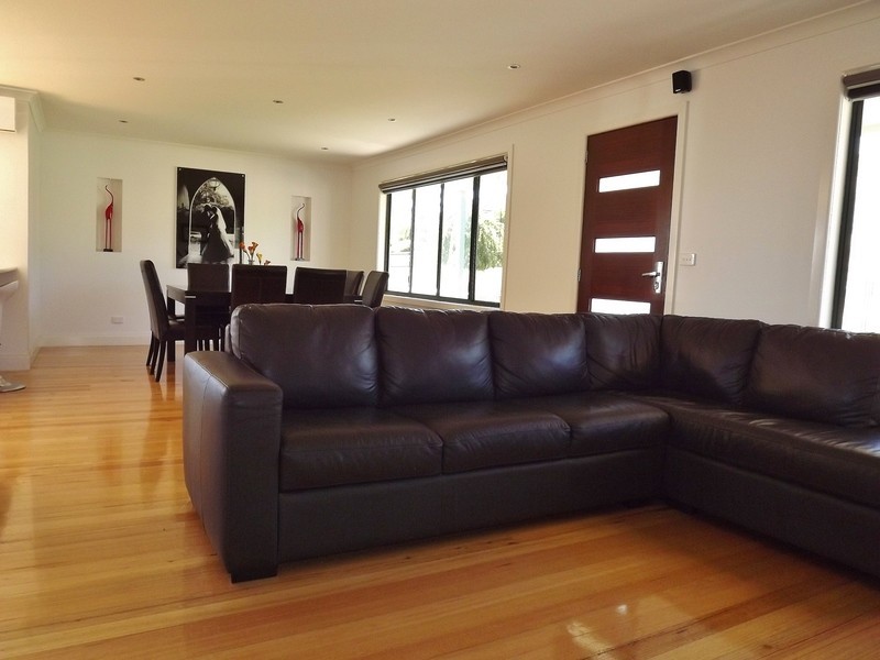 26 Mann Street, Moe VIC 3825