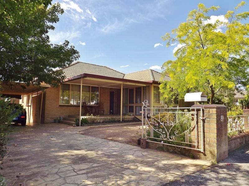 89 Chamberlain Road, Newborough VIC 3825