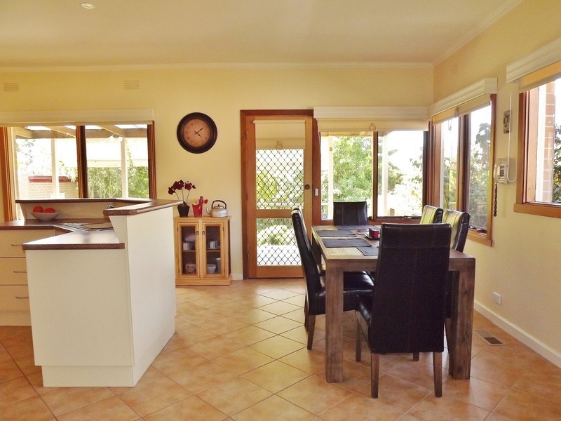 89 Chamberlain Road, Newborough VIC 3825