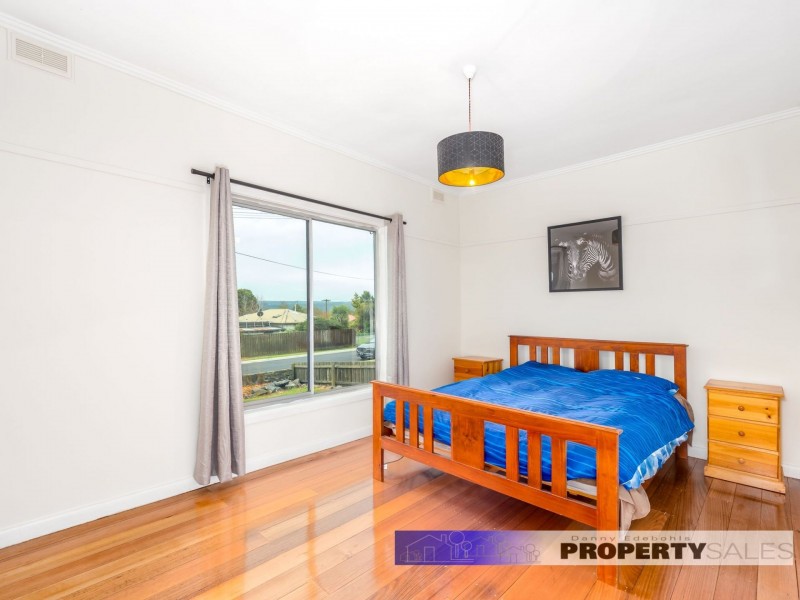 27 Scott Avenue, Moe VIC 3825