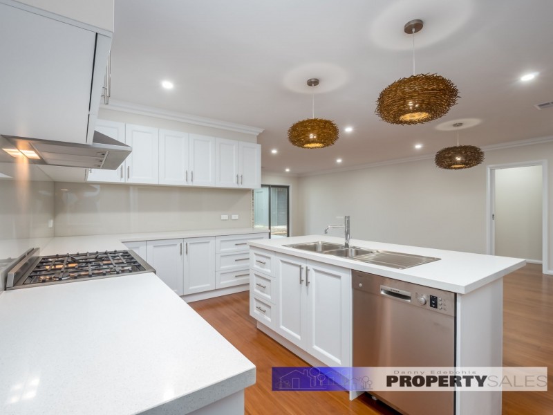 3 Rotheram Court, Trafalgar VIC 3824