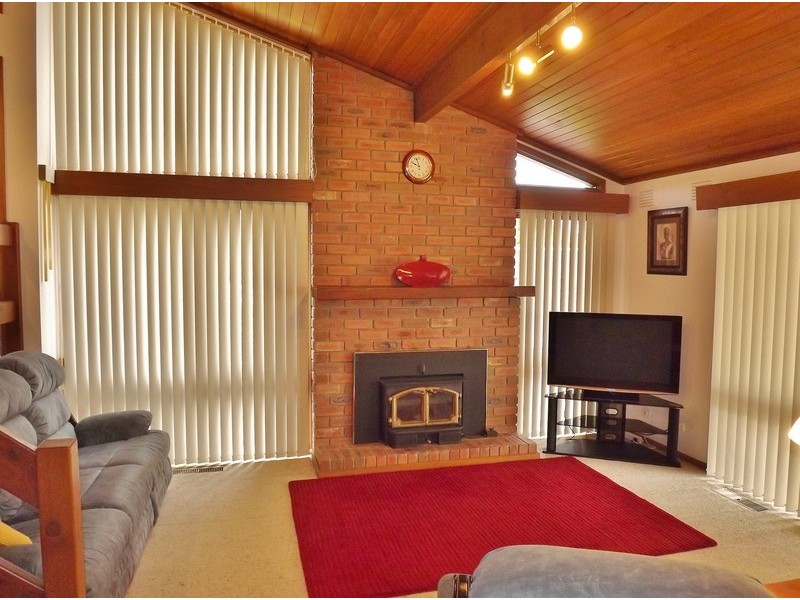 37 Fairway Drive, Newborough VIC 3825