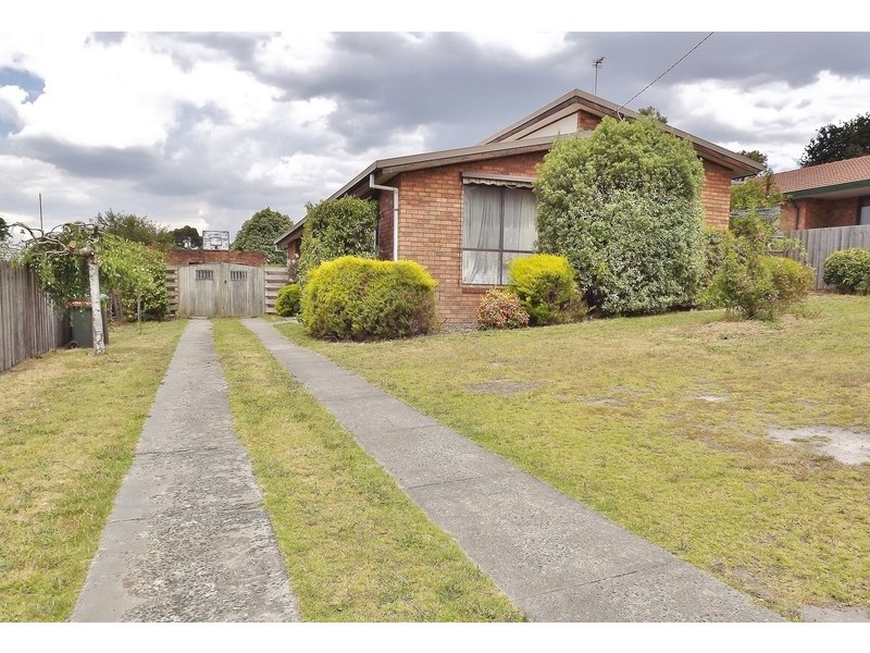 10 Durham Road, Newborough VIC 3825