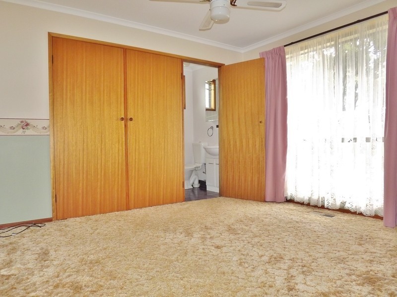 10 Durham Road, Newborough VIC 3825