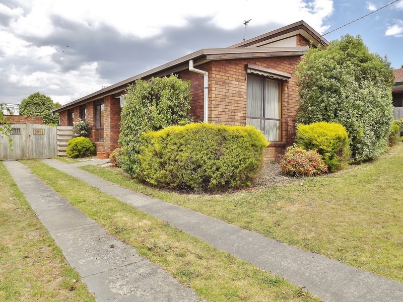 10 Durham Road, Newborough VIC 3825