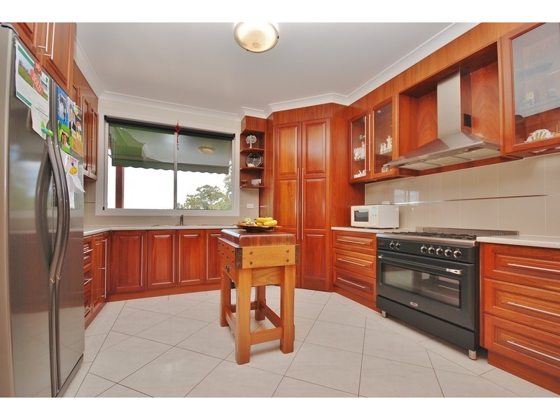 303 Mountain Glen Drive, Trafalgar East VIC 3824