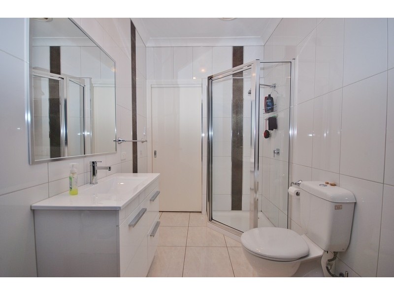 303 Mountain Glen Drive, Trafalgar East VIC 3824