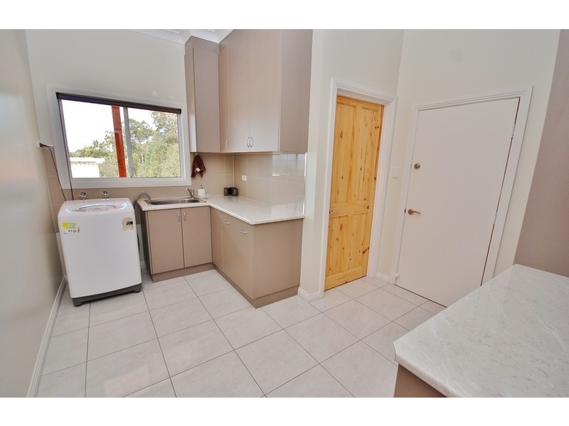303 Mountain Glen Drive, Trafalgar East VIC 3824