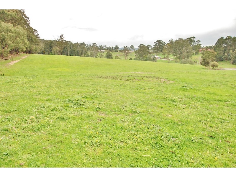 303 Mountain Glen Drive, Trafalgar East VIC 3824