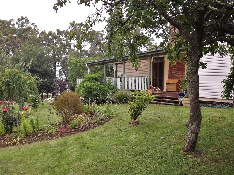 333 Old Coach Road, Moondarra VIC 3825