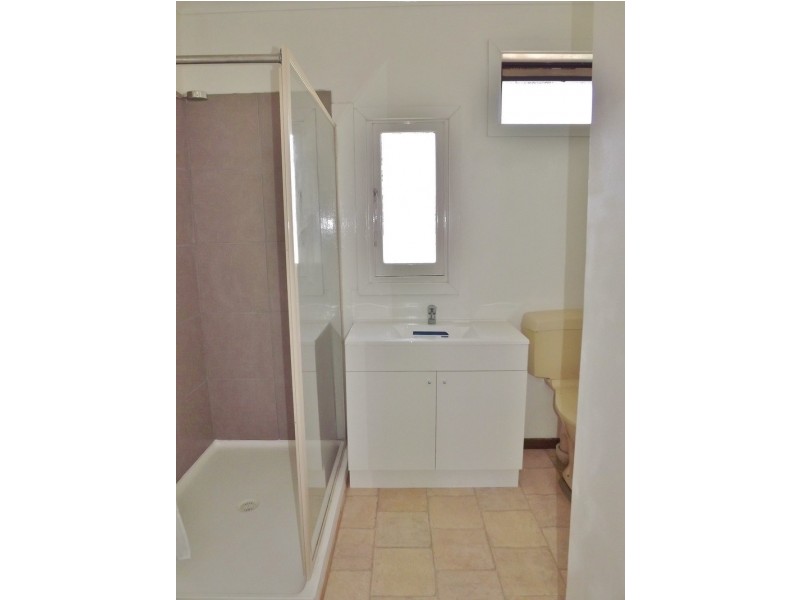 32 Elizabeth Street, Moe VIC 3825